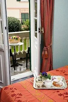 호텔 Manuelina Taste 4*