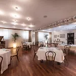 Manuelina Taste 4* Recco