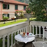 Manuelina Taste 4*